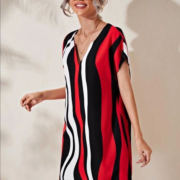 Notched neck colorblock dress - Picture 5 of 5